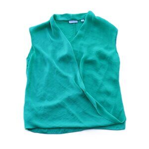💚New York & Company silky/satiny green wrap top cami